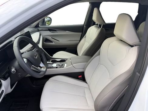 Used 2026 INFINITI QX60 Luxe w/ Cargo Package image 5