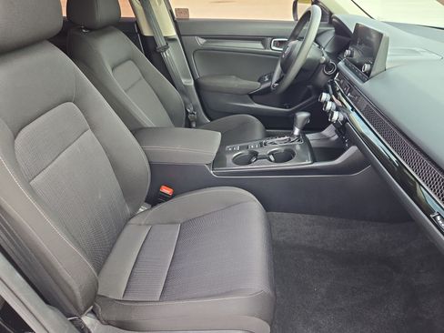 Used 2025 Honda Civic LX image 29