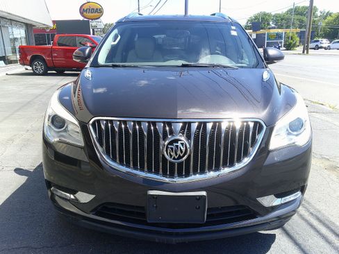 Used 2017 Buick Enclave Leather image 10