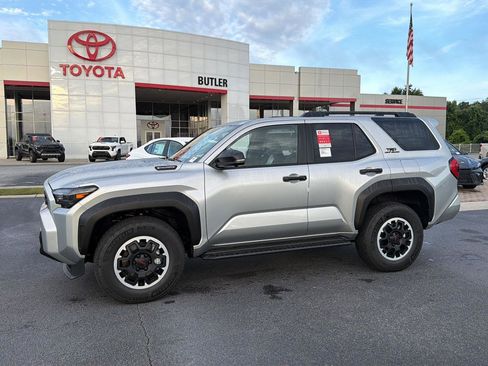 New 2026 Toyota 4Runner TRD Off-Road Premium AWD/4WD image 3