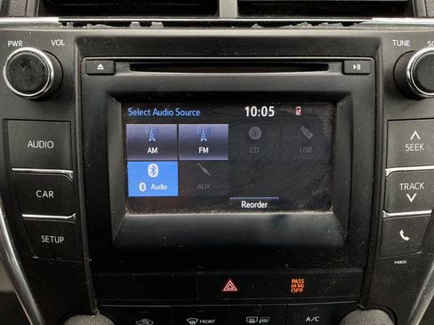 Used 2015 Toyota Camry LE FWD image 24