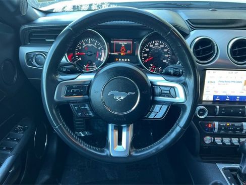 Used 2022 Ford Mustang Premium image 18