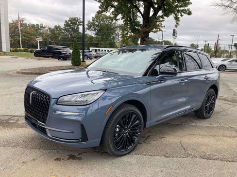 New 2026 Lincoln Corsair Premiere image 9