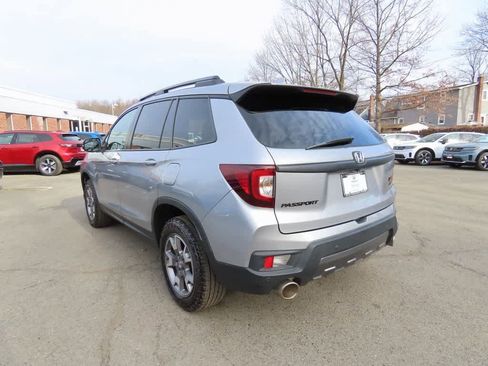 Certified 2023 Honda Passport TrailSport image 4