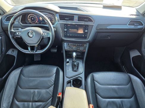 Used 2018 Volkswagen Tiguan SEL Premium FWD image 20