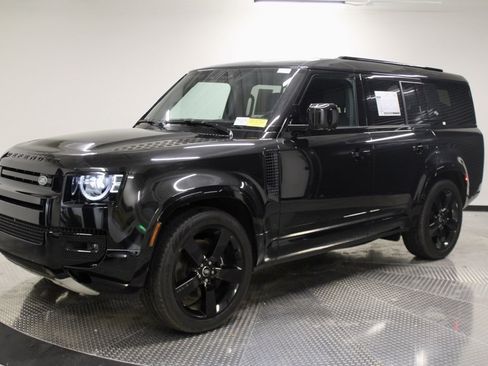 Certified 2024 Land Rover Defender 130 V8 image 1