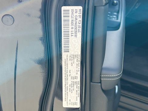 New 2025 Jeep Grand Cherokee Altitude image 27