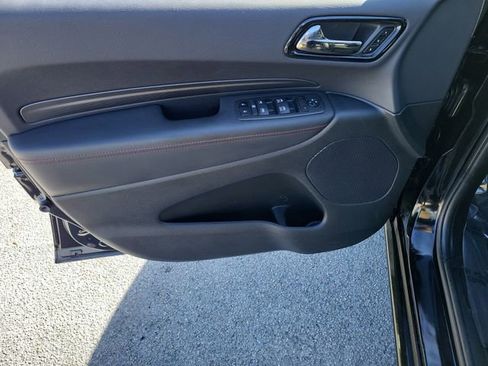 Used 2024 Dodge Durango GT image 23
