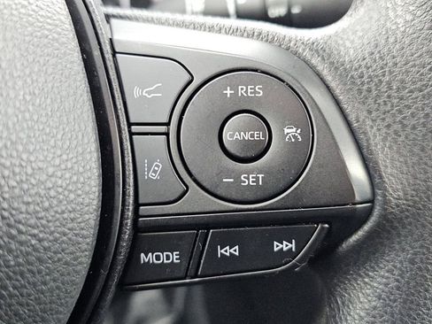 Used 2023 Toyota RAV4 XLE image 12