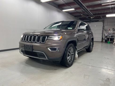 Used 2020 Jeep Grand Cherokee Limited w/ Trailer Tow Group IV image 1