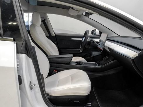 Used 2021 Tesla Model 3 Standard Range Plus RWD image 35