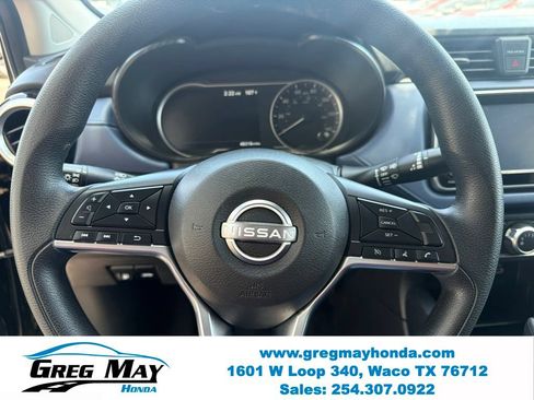 Used 2024 Nissan Versa SV FWD image 14