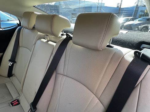 Certified 2021 Lexus ES 300h Ultra Luxury w/ Accessory Package 2 image 32