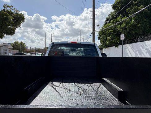 Used 2017 Ford F350 XL w/ Power Equipment Group image 5