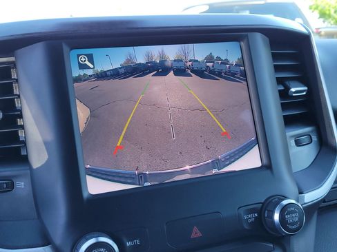 Used 2021 RAM 1500 Big Horn AWD/4WD image 16