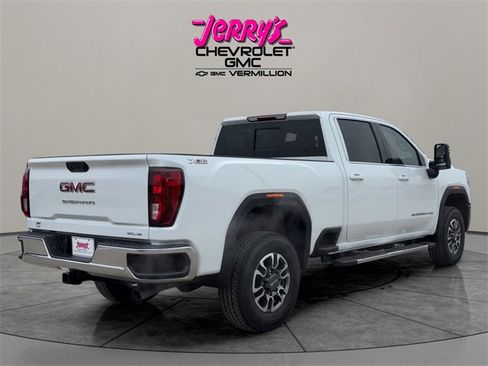 New 2026 GMC Sierra 2500 SLE w/ SLE Value Package; image 5
