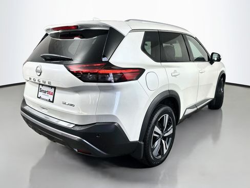 Used 2023 Nissan Rogue SL AWD/4WD image 7