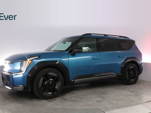 Used 2024 Kia EV9 GT-Line image 15