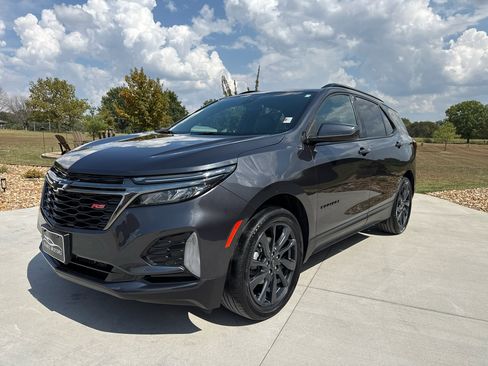 Used 2022 Chevrolet Equinox RS image 5