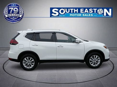 Used 2019 Nissan Rogue SV AWD/4WD image 8
