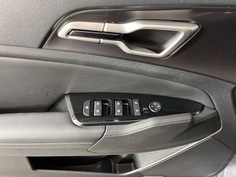 Used 2023 Kia Sportage EX FWD image 25