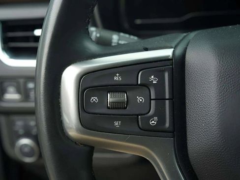 Used 2024 Chevrolet Suburban Premier image 45