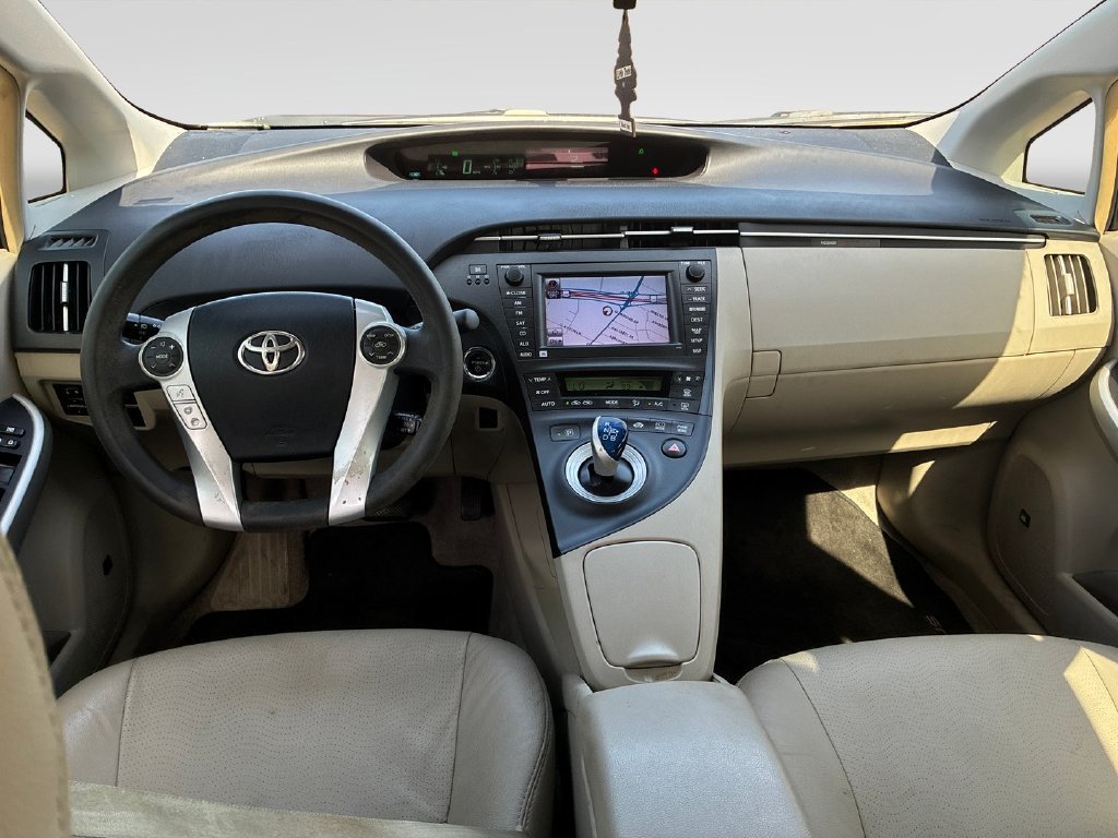 Used 2011 Toyota Prius Three w/ Solar Roof Pkg FWD image 18