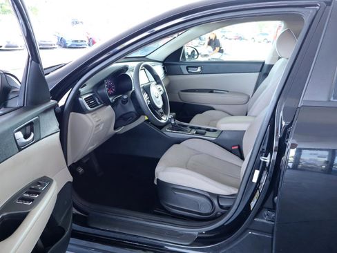 Used 2018 Kia Optima LX FWD image 14