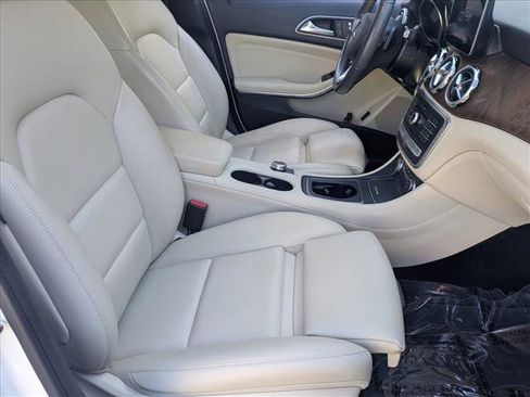 Used 2020 Mercedes-Benz GLA 250 GLA 250 image 19