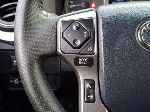 Certified 2020 Toyota Tacoma SR5 image 19