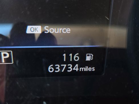 Used 2019 Nissan Rogue SV image 11