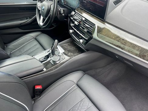 Certified 2023 BMW 540i w/ Premium Package RWD image 33