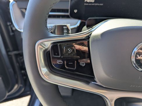 New 2025 Volvo EX90 Ultra image 11