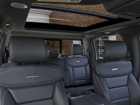 New 2026 Ford F350 Platinum w/ FX4 Off-Road Package image 47
