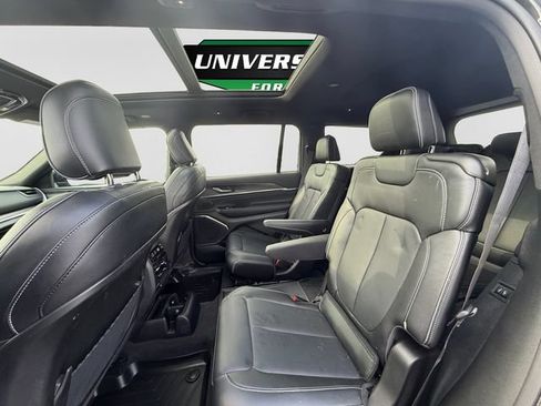Used 2023 Jeep Grand Cherokee L Overland AWD/4WD image 33