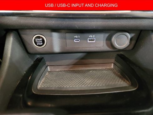 Certified 2023 Nissan Rogue SV image 17