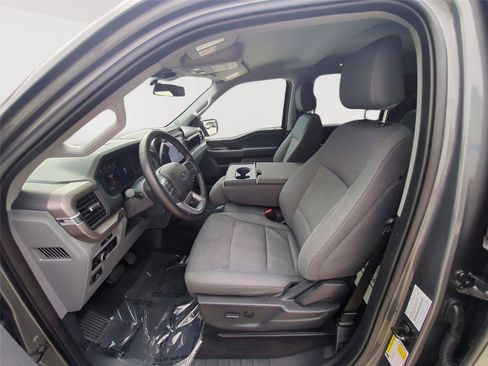 Used 2025 Ford F150 XLT w/ Equipment Group 301A Standard RWD image 3