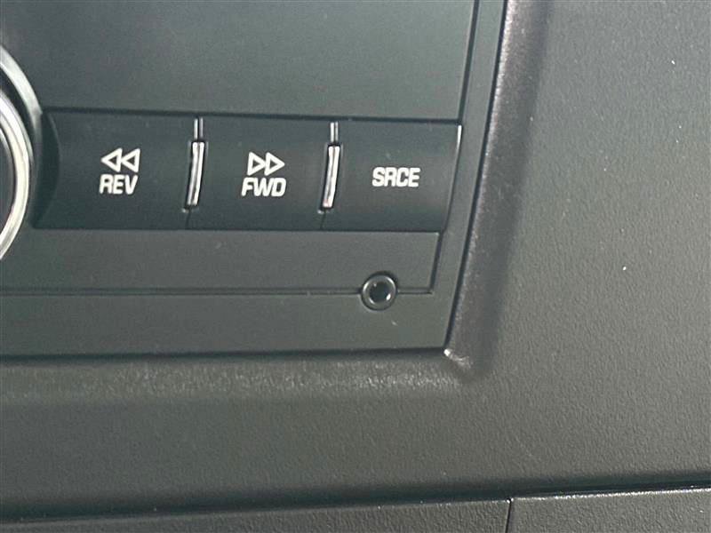 Used 2023 Chevrolet Express 3500 w/ Driver Convenience Package RWD image 20