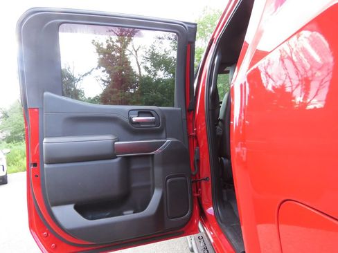 Used 2021 GMC Sierra 1500 AT4 w/ AT4 Preferred Package AWD/4WD image 18