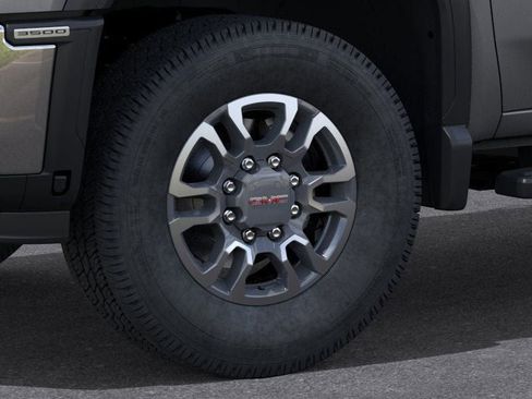 New 2026 GMC Sierra 3500 SLT w/ SLT Premium Package image 9