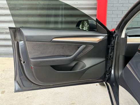 Used 2023 Tesla Model 3 Standard Range RWD image 15
