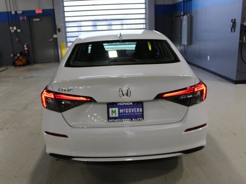 Used 2022 Honda Civic EX image 39