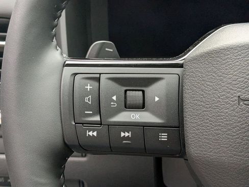 New 2025 Nissan Rogue SL image 16