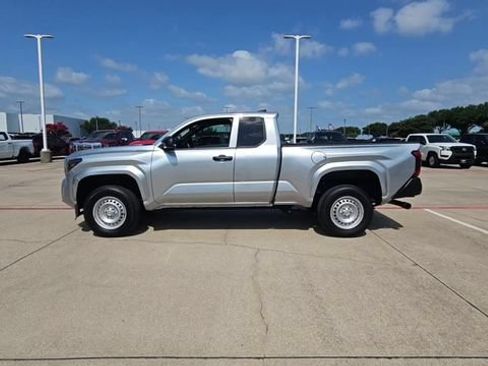 Used 2025 Toyota Tacoma SR w/ SR Upgrade Package RWD image 5