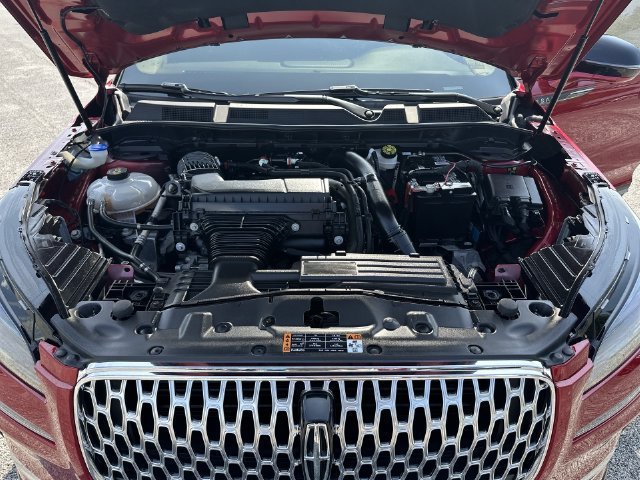 Used 2024 Lincoln Corsair AWD w/ Equipment Group 101A image 27