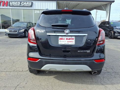 Used 2022 Buick Encore Preferred image 6