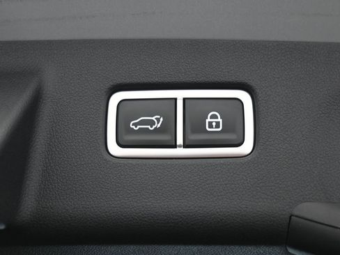 Used 2023 Kia Sorento X-Line EX image 39