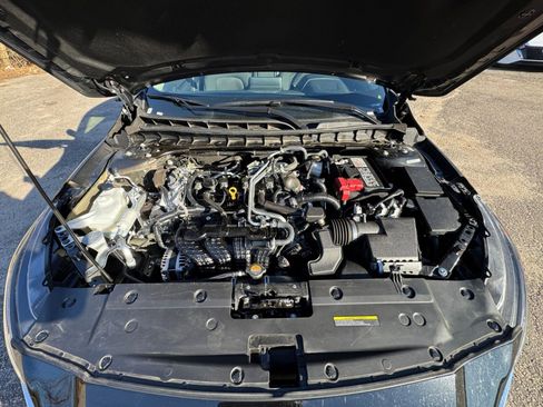 Used 2025 Nissan Altima 2.5 SV image 27