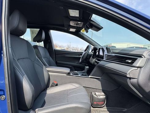 Used 2025 Toyota Camry XSE image 17