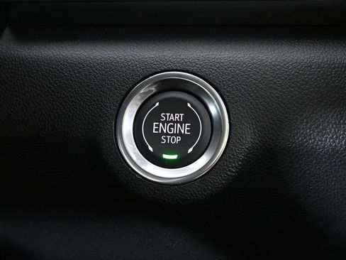 Used 2026 GMC Terrain Denali w/ LPO, Floor Liner Package AWD/4WD image 30